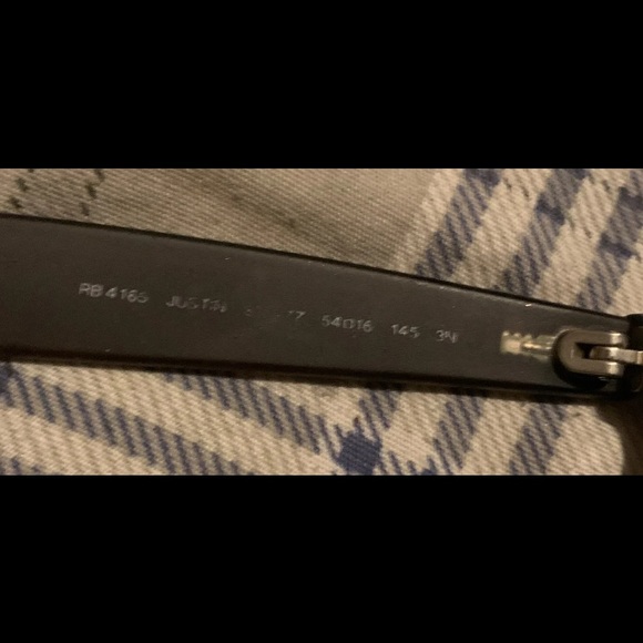 Ray-Ban sunglasses - Picture 4 of 5